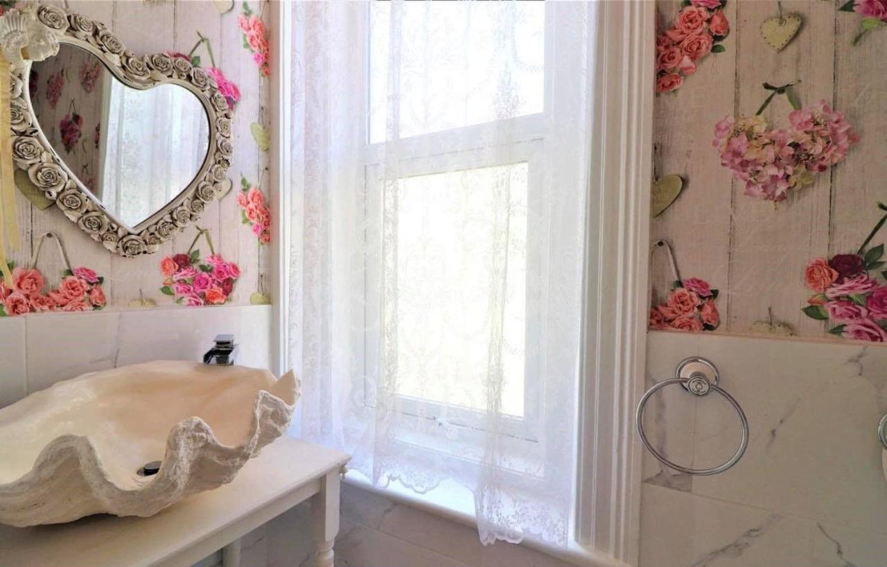 דירות ונטור Flat 2, 1 Alexandra Gardens מראה חיצוני תמונה